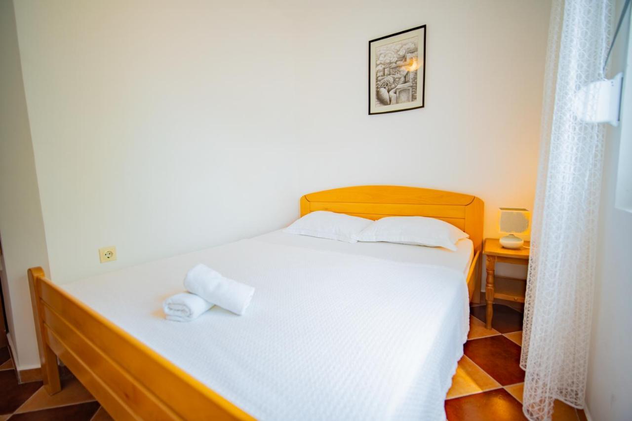 Apartments Novo Mulo ティヴァト エクステリア 写真
