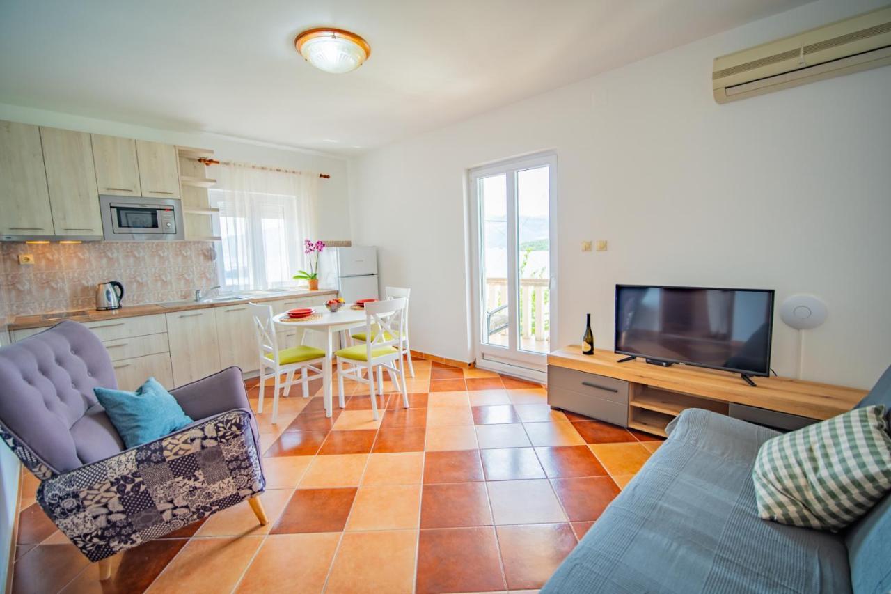 Apartments Novo Mulo ティヴァト エクステリア 写真