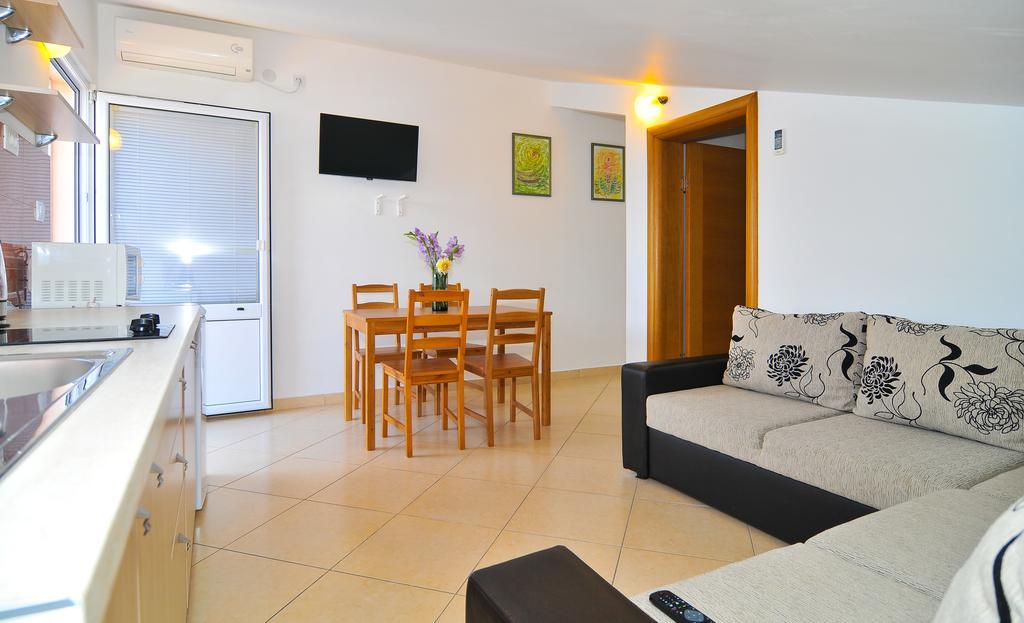 Apartments Novo Mulo ティヴァト エクステリア 写真